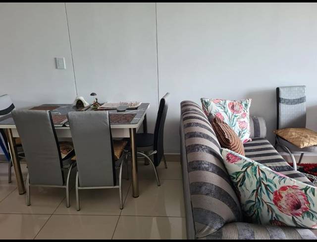 2 BEDROOM APARTMENT FOR SALE IN UMHLANGA RIDGE